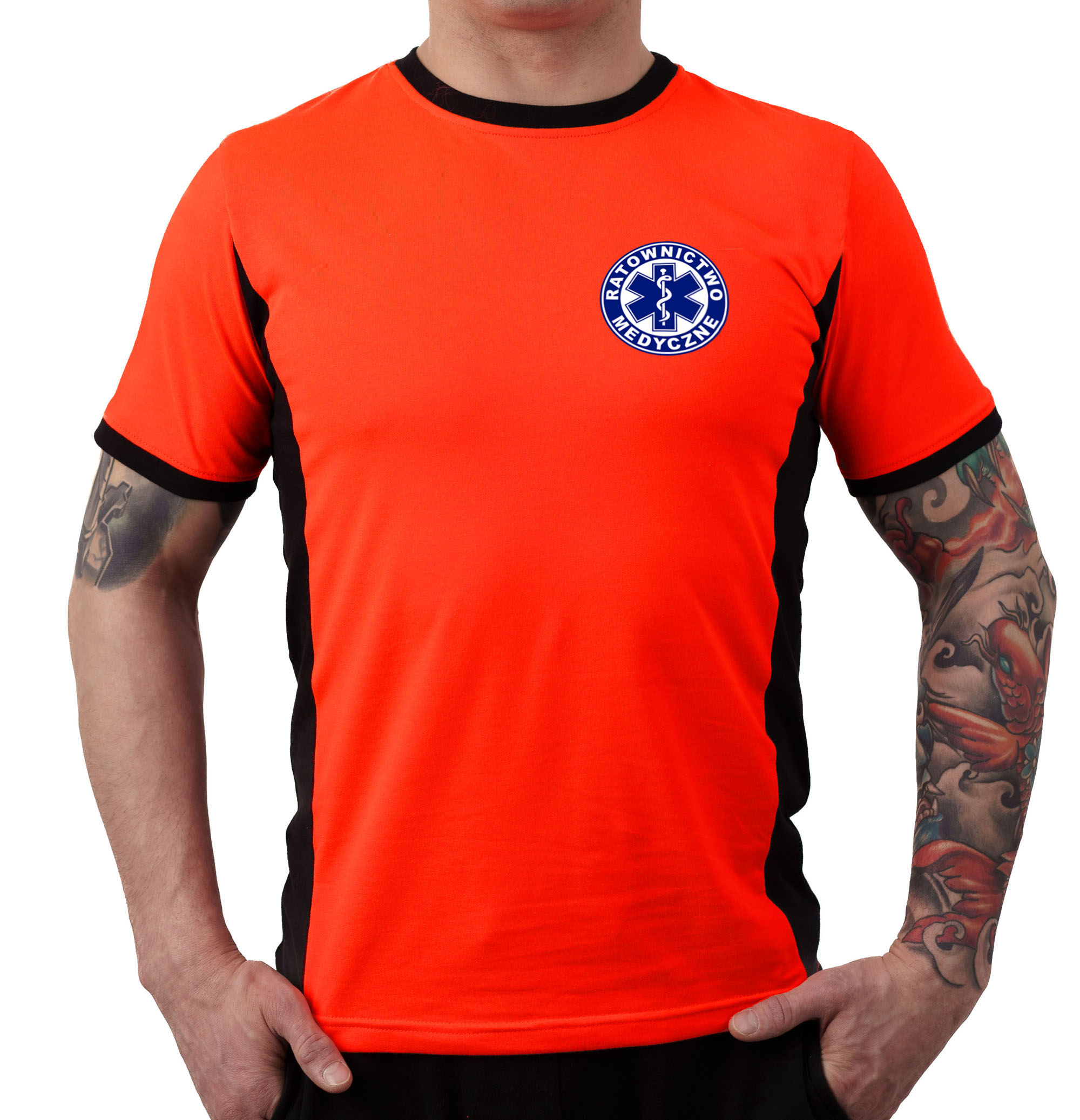 Photo by : Damian Musialski (www.pastelovesluby.pl) Koszulka RATOWNICTWO MEDYCZNE męska z odblaskowym logo RM i dowolnyn nadrukiem